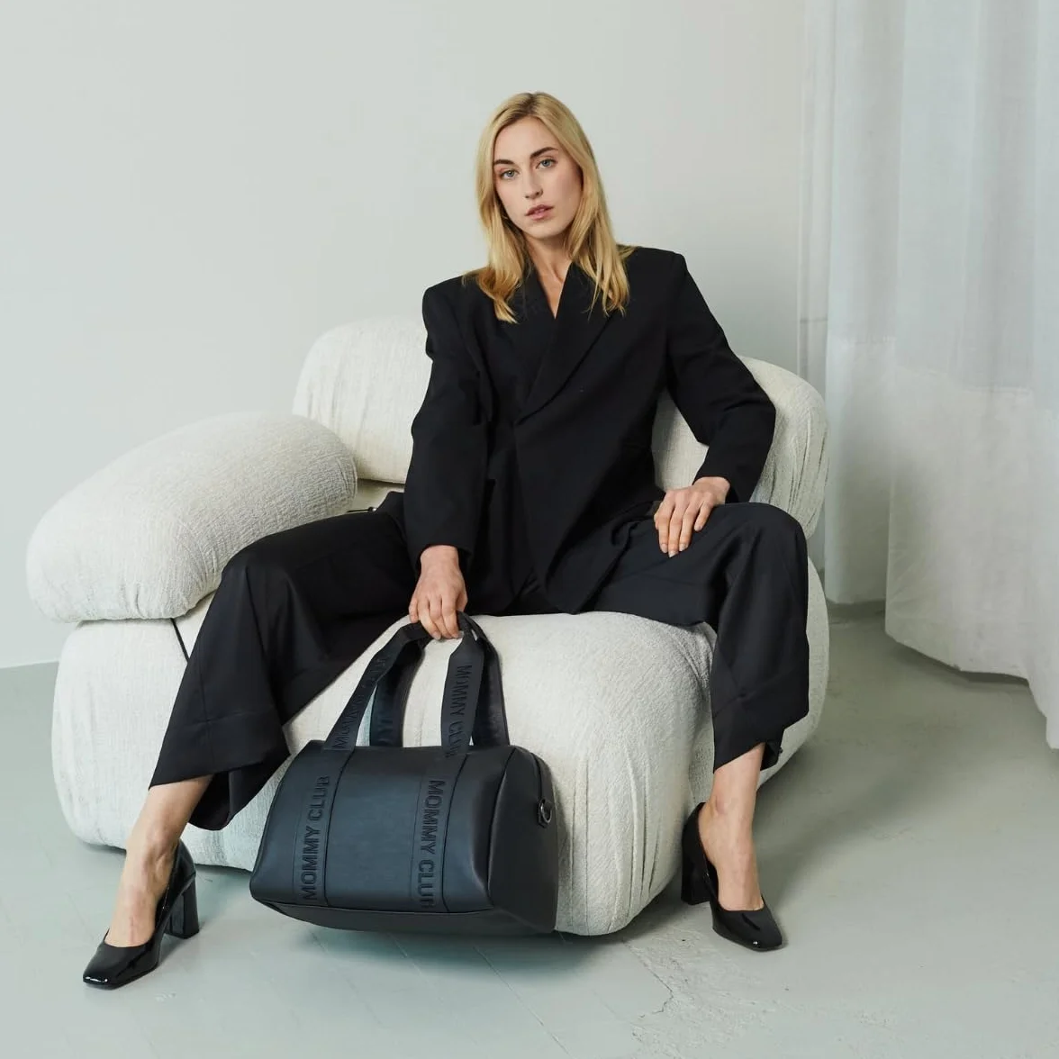 CHILDHOME, Bolso Cambiador para bebé, Mommy Bag, Cambiador bebé Incluido, Mucho espacio Almacenamiento, Fijaciones para cochecito, Correa para el hombro, Algodón, 22L, Firma Mommy Club, Negro