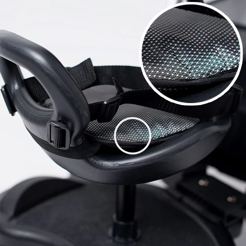 Olmitos - Patinete y Asiento Universal para Carrito de Bebé Negro - Plataforma Adaptable para Silla de Paseo - Fácil de montar - Incluye almohada acolchada y superficie antideslizante