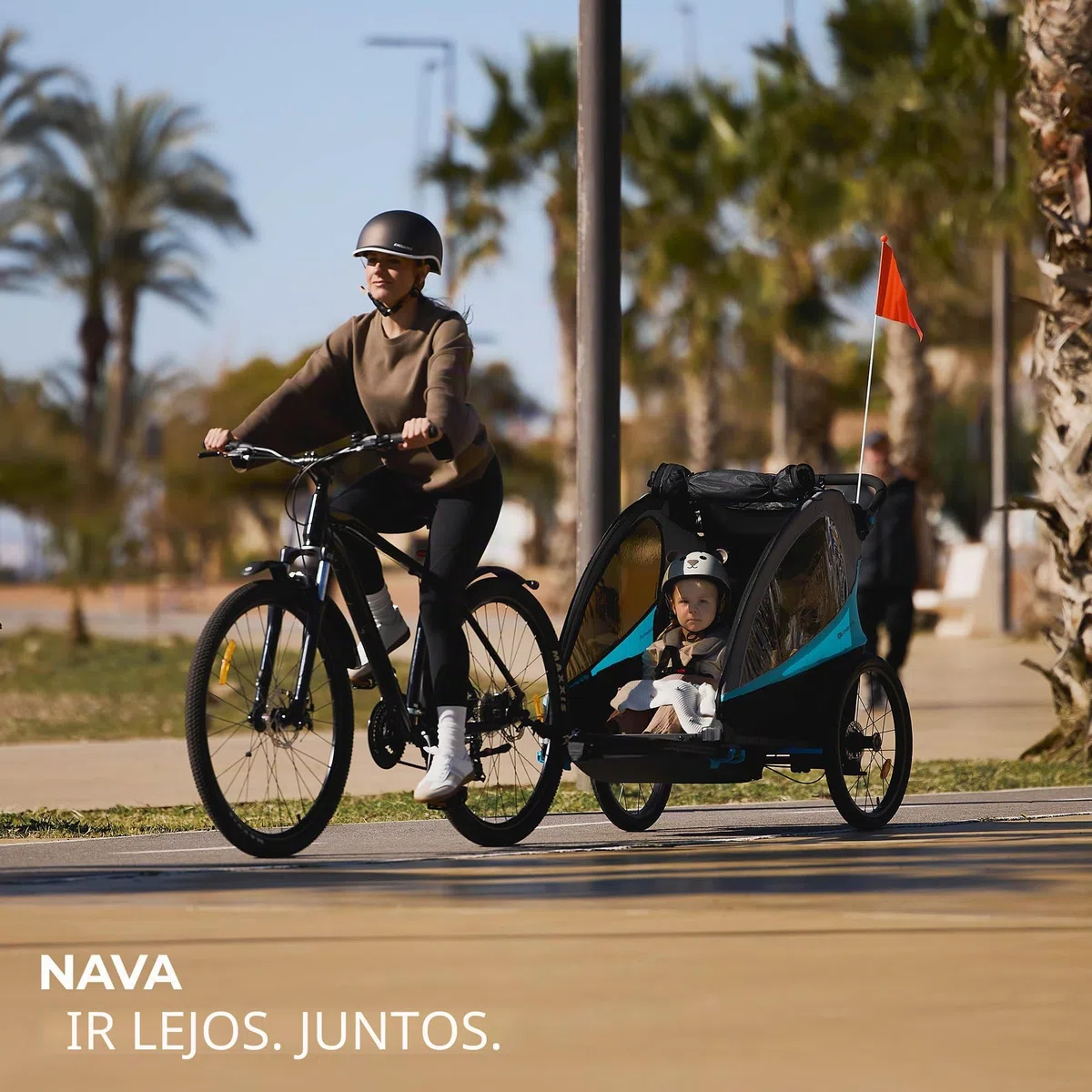 Kinderkraft NAVA 3 in 1, Rimorchio per bambini, Passeggino, Jogger, Carrozzina, Rimorchio per bicicletta, per uno o due bambini, 2x22 kg, Parapioggia, Protezione dagli insetti, Azul