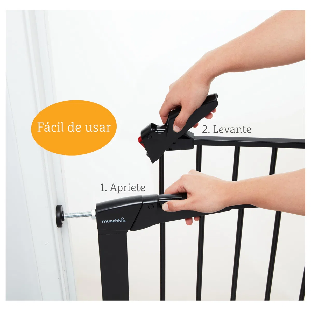 Puerta de Escalera Munchkin, Segura para niños pequeños y bebés, Puerta de Escalera de Ajuste a presión para bebés o Perros, Puerta de Seguridad, 76-82 cm, Negro