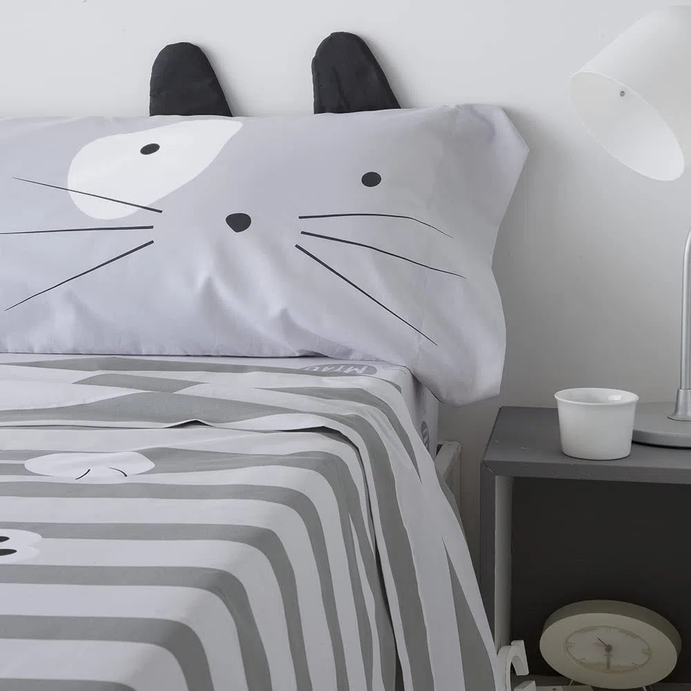 Saco nordico con Relleno Gato Cama 90 x 190/200. 50% algogón - 50% poliéster Saco Unido a la Bajera con Cremallera. con Relleno nórdico.