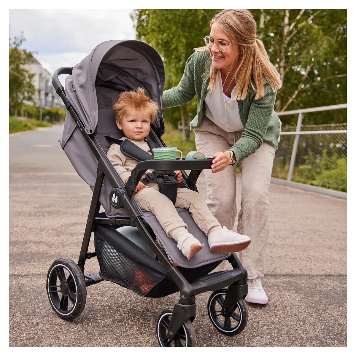 hauck Carro Bebe 3 Piezas Shop N Care Trio Set - Set de Carrito 3 en 1 con Cochecito, Silla de Coche y Silla de Paseo desde el Nacimiento hasta 22 kg, Compacto, Reclinable, Protección UV 50+ - Gris