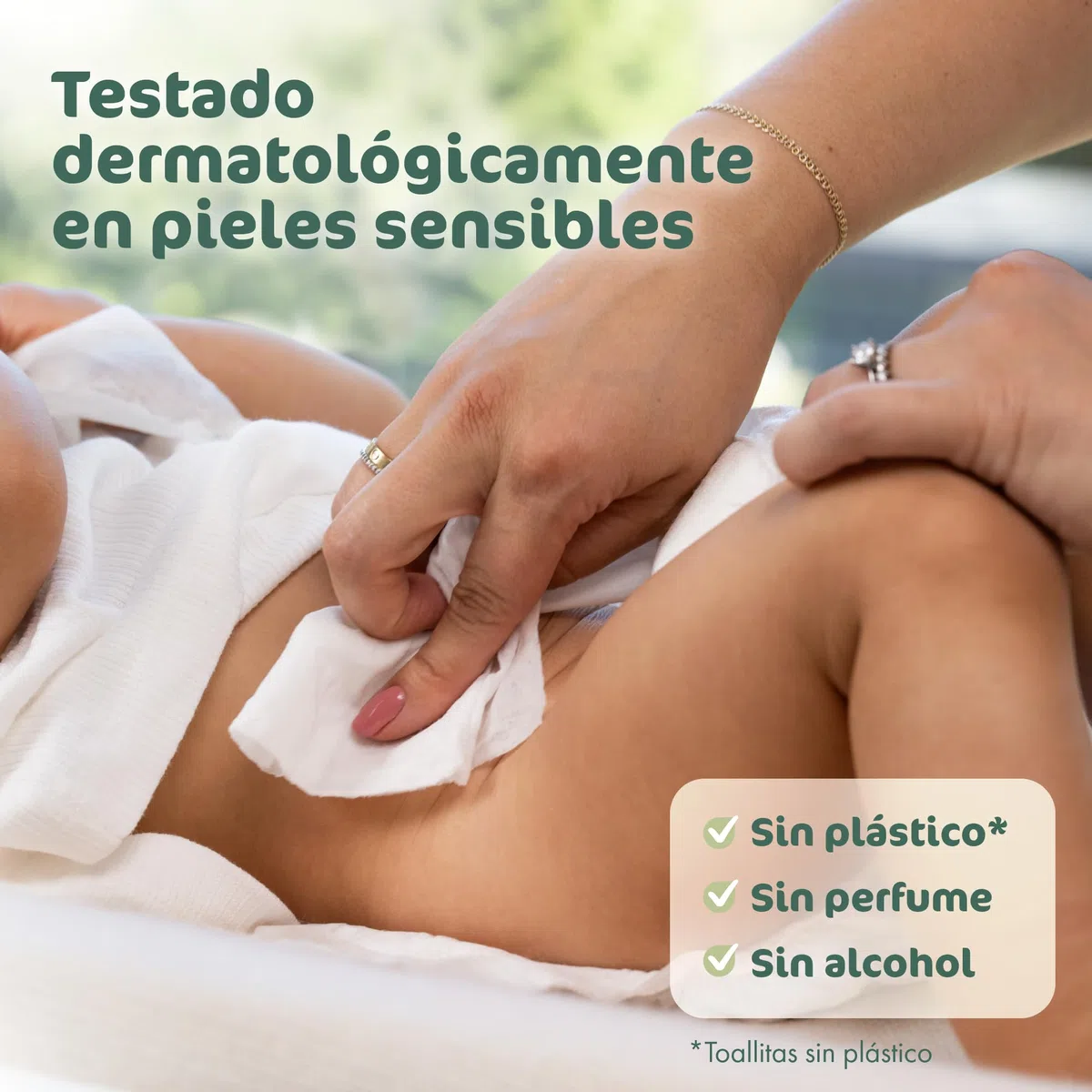 Naty Toallitas para Recién Nacidos y Bebés con Aloe | 98% Agua, Hipoalergénicas y Naturales para Piel Sensible | Sin Perfume, de Origen Vegetal | Dermatológicamente testadas | 672 uds (12 paquetes)