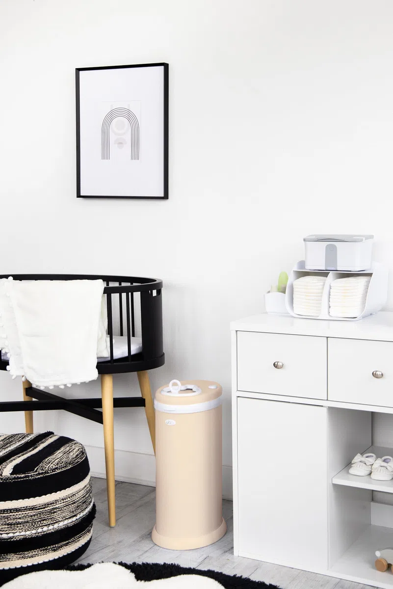 Ubbi Stainless Steel Nappy Pail, Odor Locking, No Special Bag Required, Award-Winning, Registry Must-Have, Oat Milk