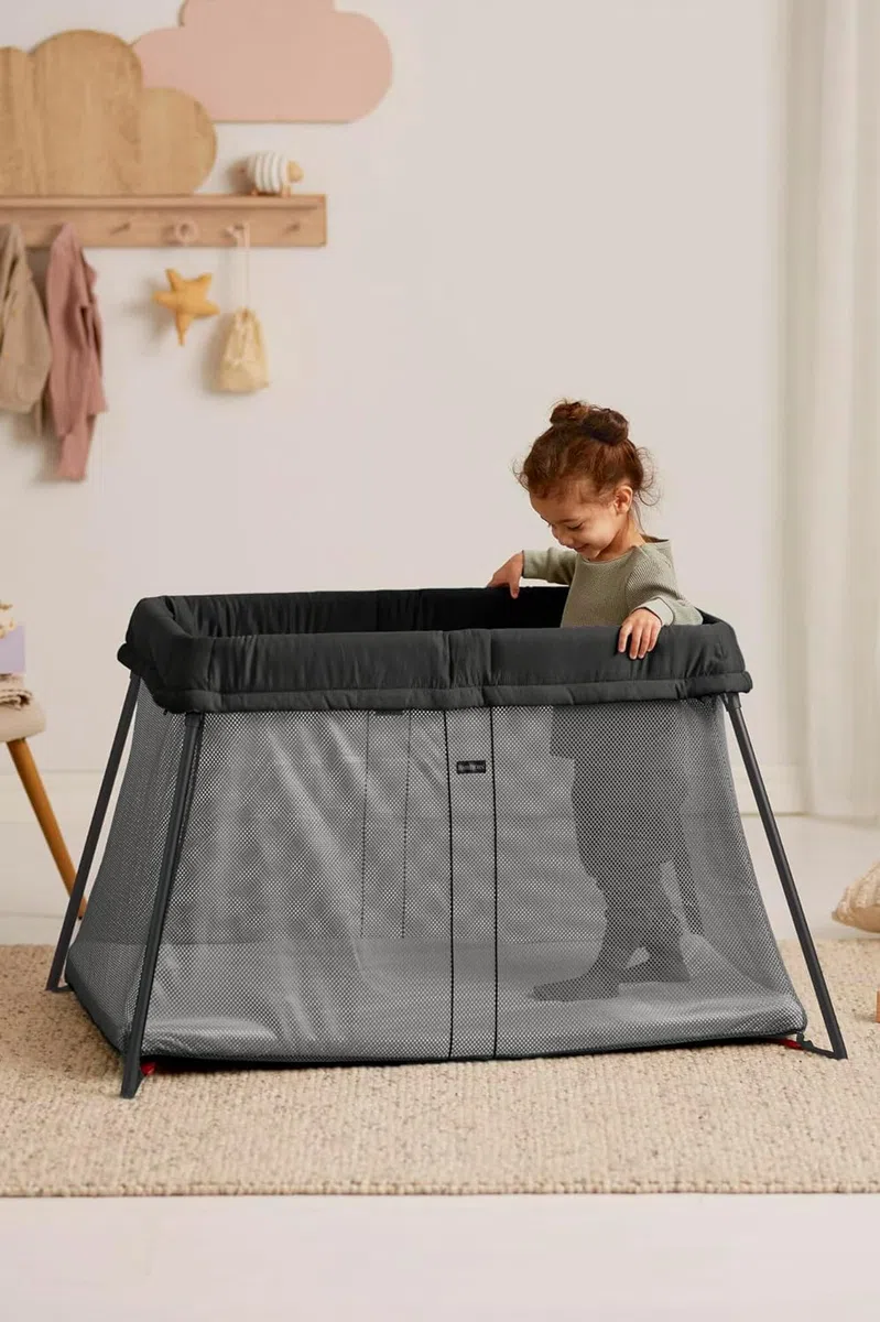 BabyBjörn Luz para Cuna de Viaje, Color Negro