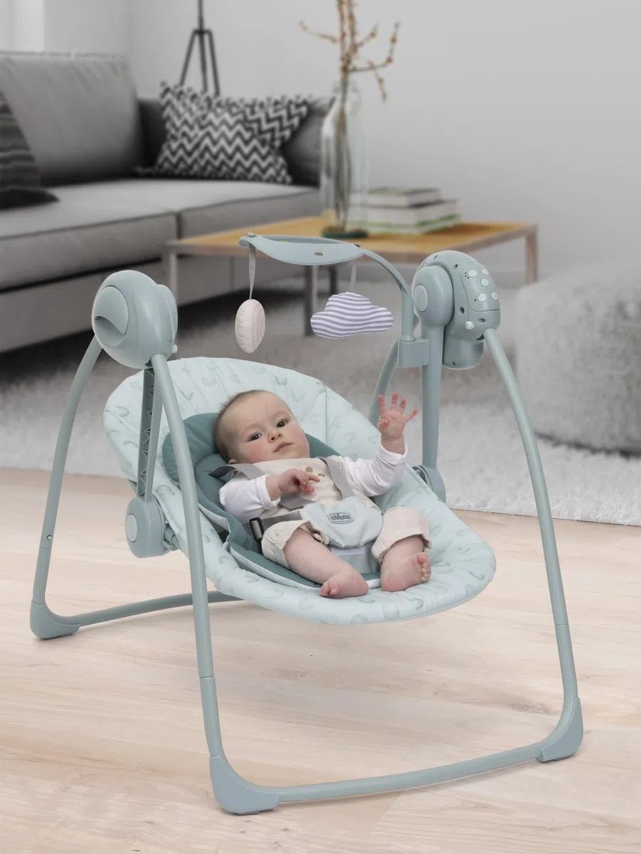 Chicco Swing&Play Columpio Eléctrico para Recién Nacidos 0 Meses+, 5 Velocidades de Balanceo, Melodías Relajantes, Plegable, Compacto y Ahorra Espacio, Respaldo con 2 Posiciones, 0 Meses