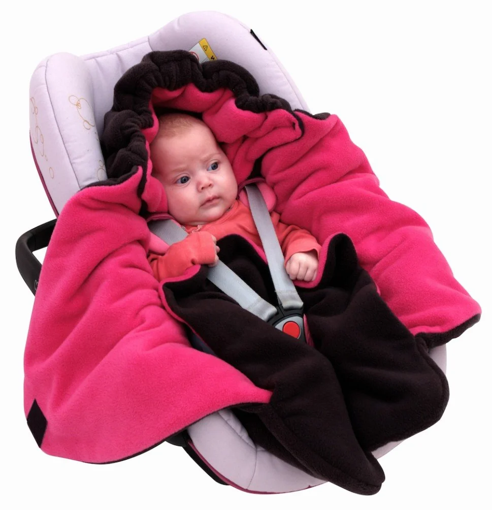 ByBoom Baby Manta arrullo de invierno para bebé, es ideal para sillas de coche (p.ej. de las marcas Maxi-Cosi y Römer), para cochecitos de bebé, sillas de paseo o cunas; LA MANTA ARRULLO ORIGINAL CON EL OSO