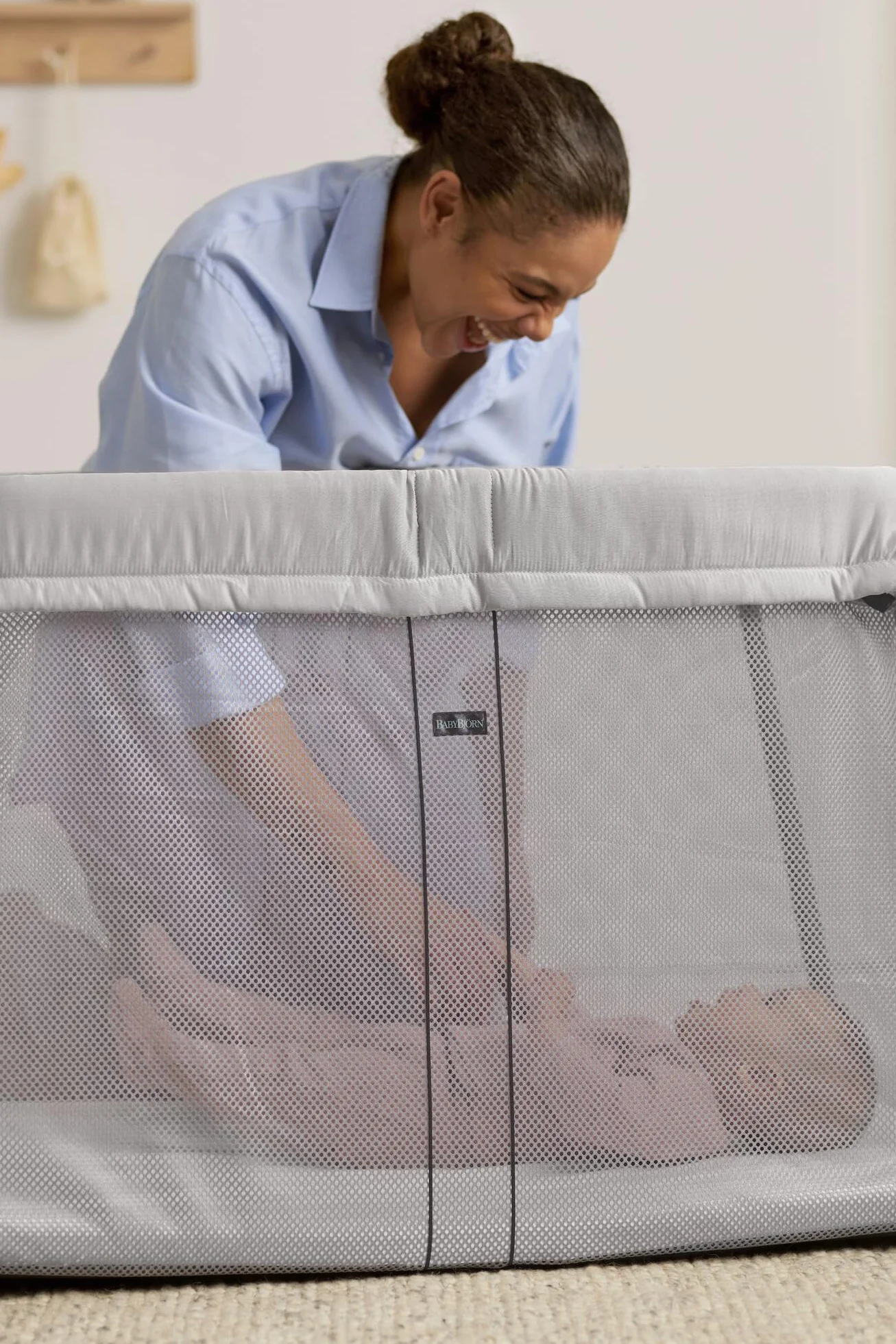 BABYBJÖRN Cuna de Viaje Light, Plata